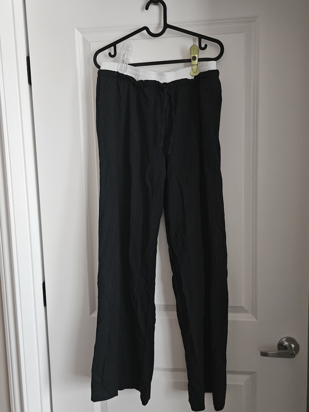 Aritzia Black Pinstripe Jogger Pants with White Elastic Waistband